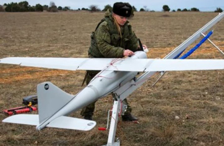 En este momento estás viendo “The Punisher”: la flota de pequeños drones de Ucrania se convierte en una pesadilla para el genocida Putin
